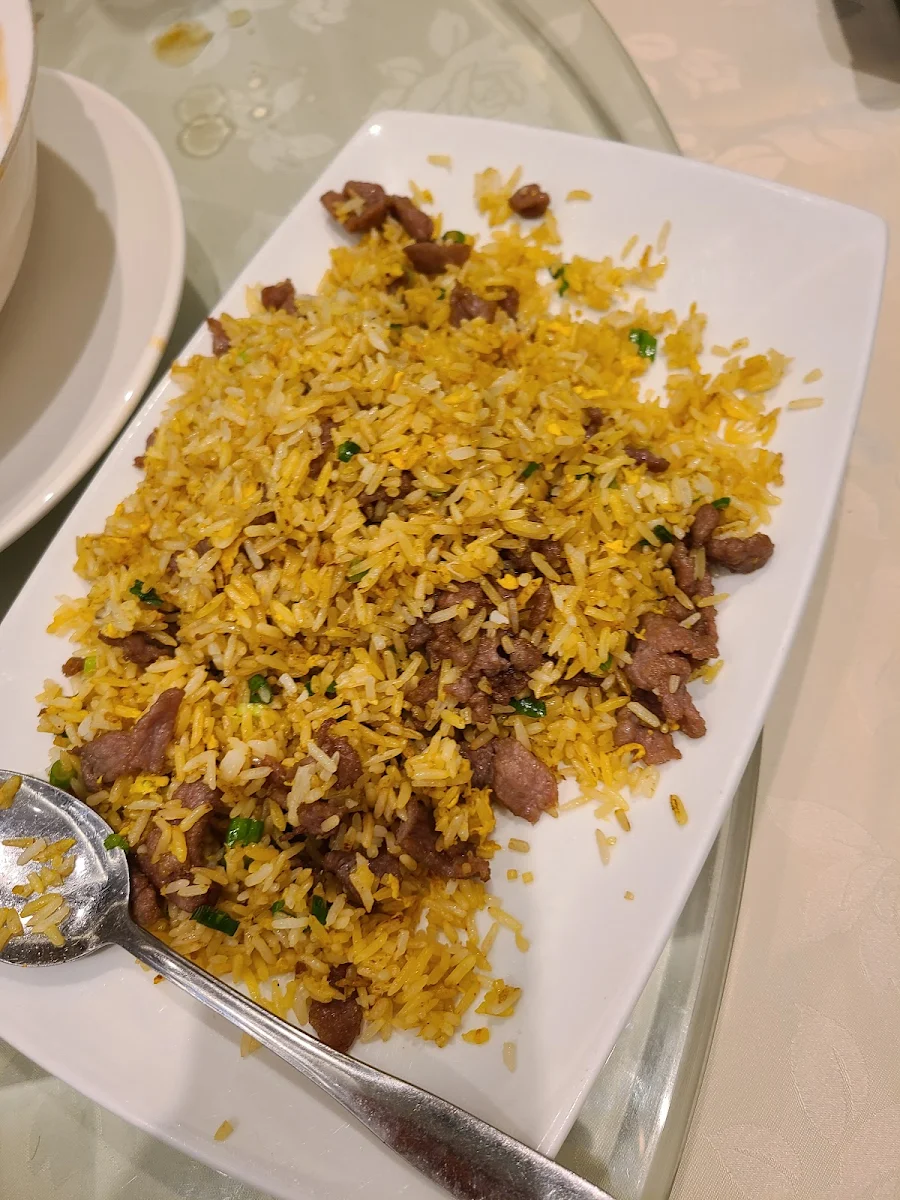 fried rice with slice beef 生炒牛崧饭